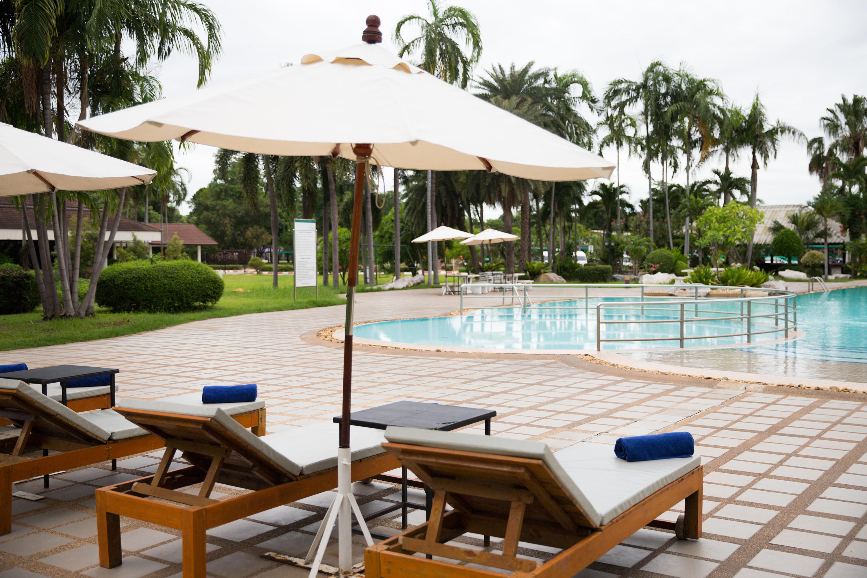 The Imperial Hotel & Convention Centre Phitsanulok Exterior foto