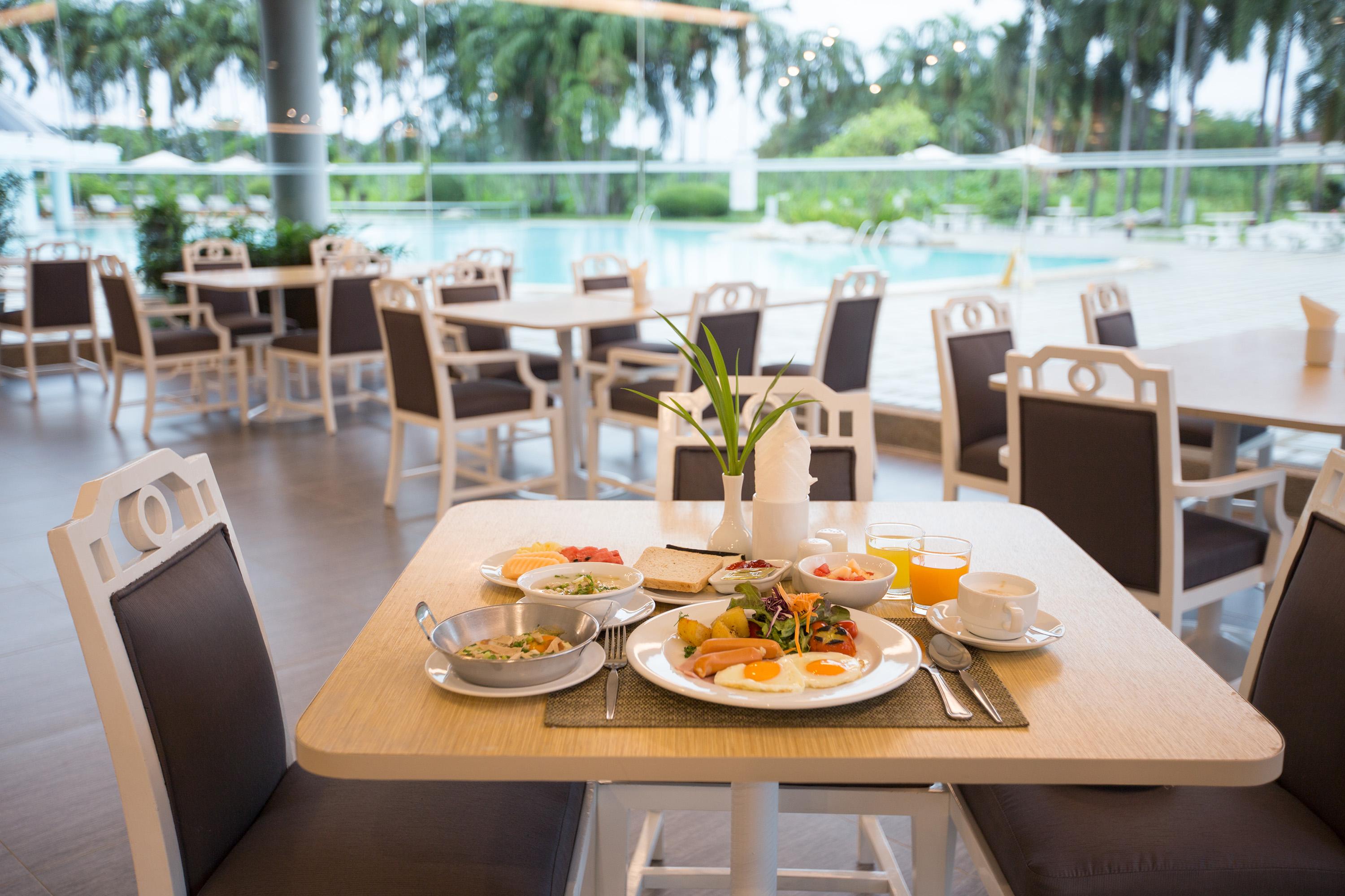 The Imperial Hotel & Convention Centre Phitsanulok Exterior foto