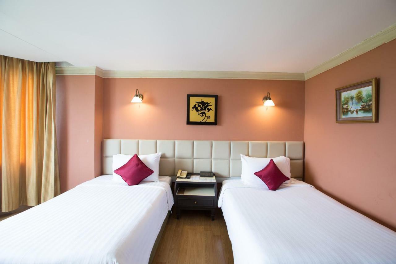 The Imperial Hotel & Convention Centre Phitsanulok Exterior foto